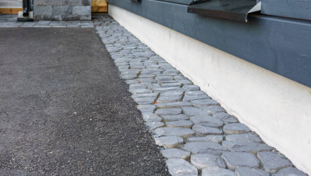 Best Professional Driveway Pavers  in Doniphan, MO